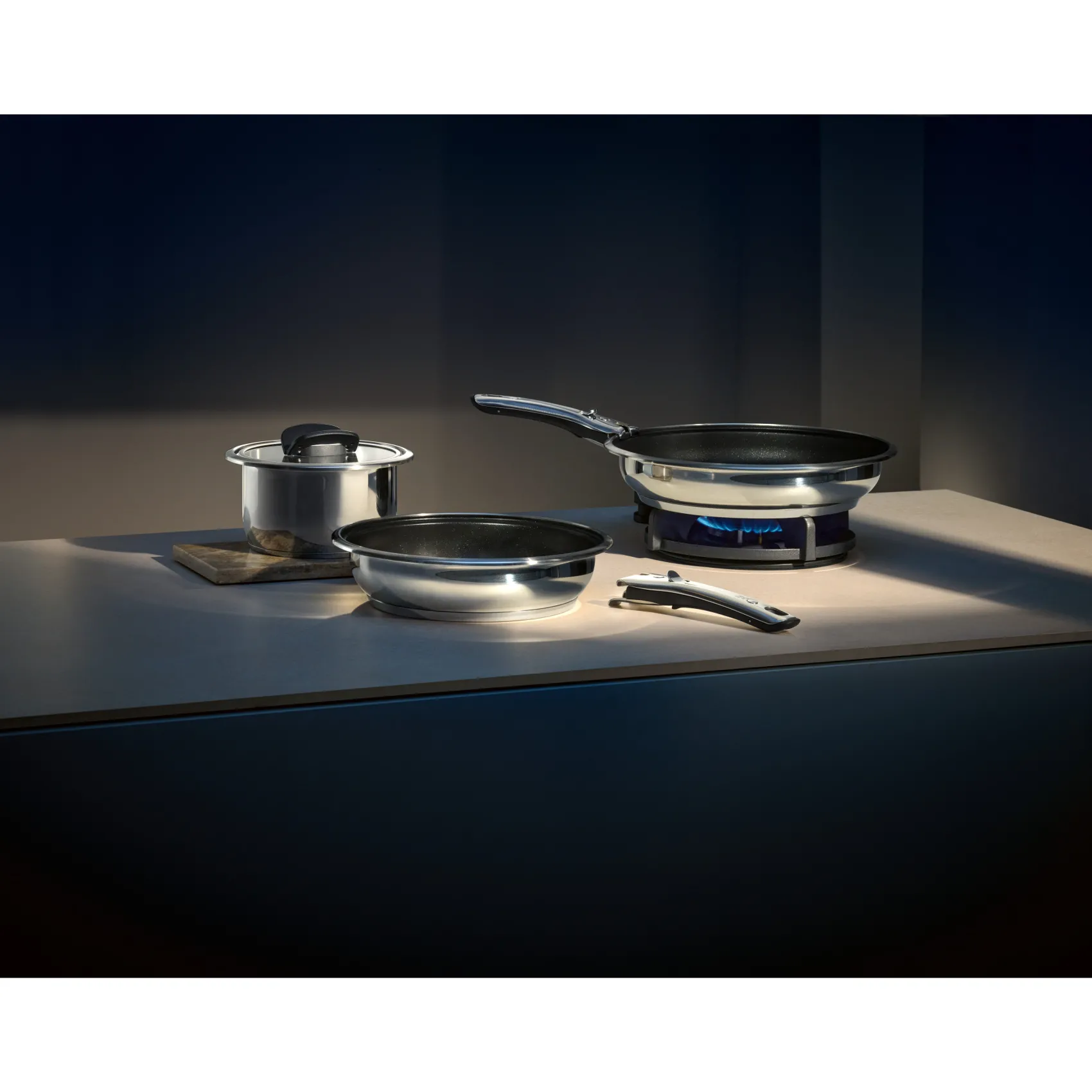 WMF Induktionspfannen|Bratpfannen|Click&Serve Bratpfanne mit Antihaftversiegelung, 20 cm