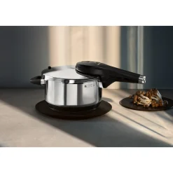 WMF Induktionstöpfe|Schnellkochtöpfe|Perfect Premium One Pot Schnellkochtopf, 22 cm, 3,0 Liter